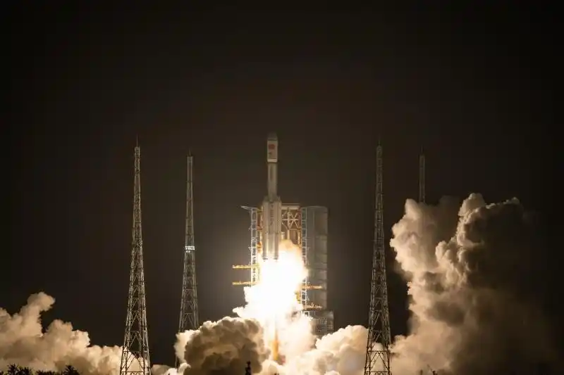 天舟九号货运飞船发射成功 上海技物所持续为我国太空实验提供保障